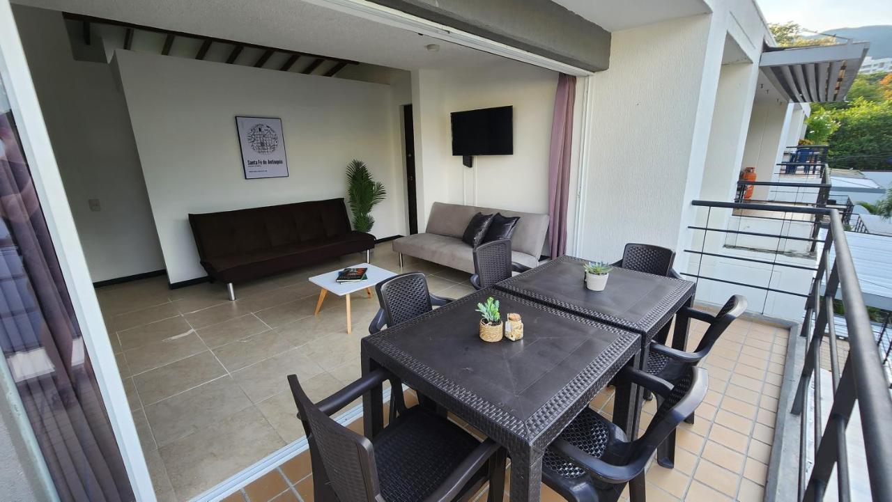 Apartasol Club Ciudadela Santa Fe - Santa Fe De Antioquia Ngoại thất bức ảnh